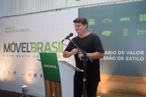 Bruno Faucz no lançamento da feira Móvel Brasil